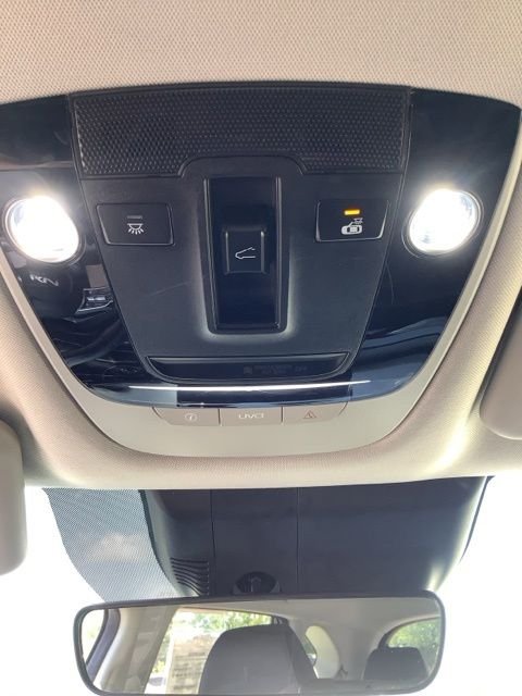 Used 2022 Black Kia EX image 32