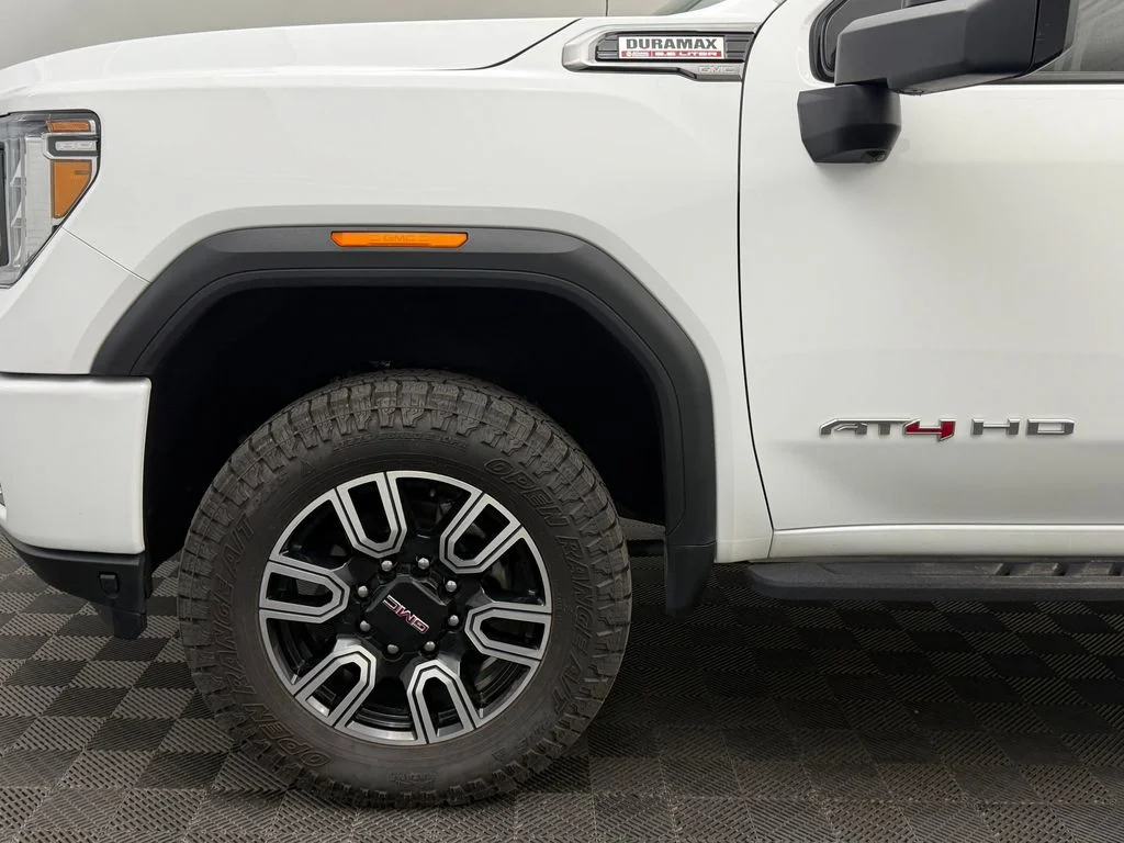 Used 2023 Summit White GMC AT4 image 10