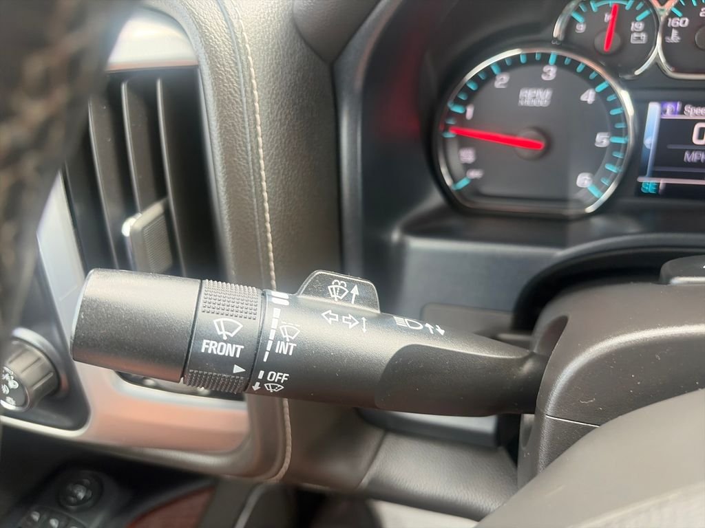 Used 2018 Gray GMC SLT image 32