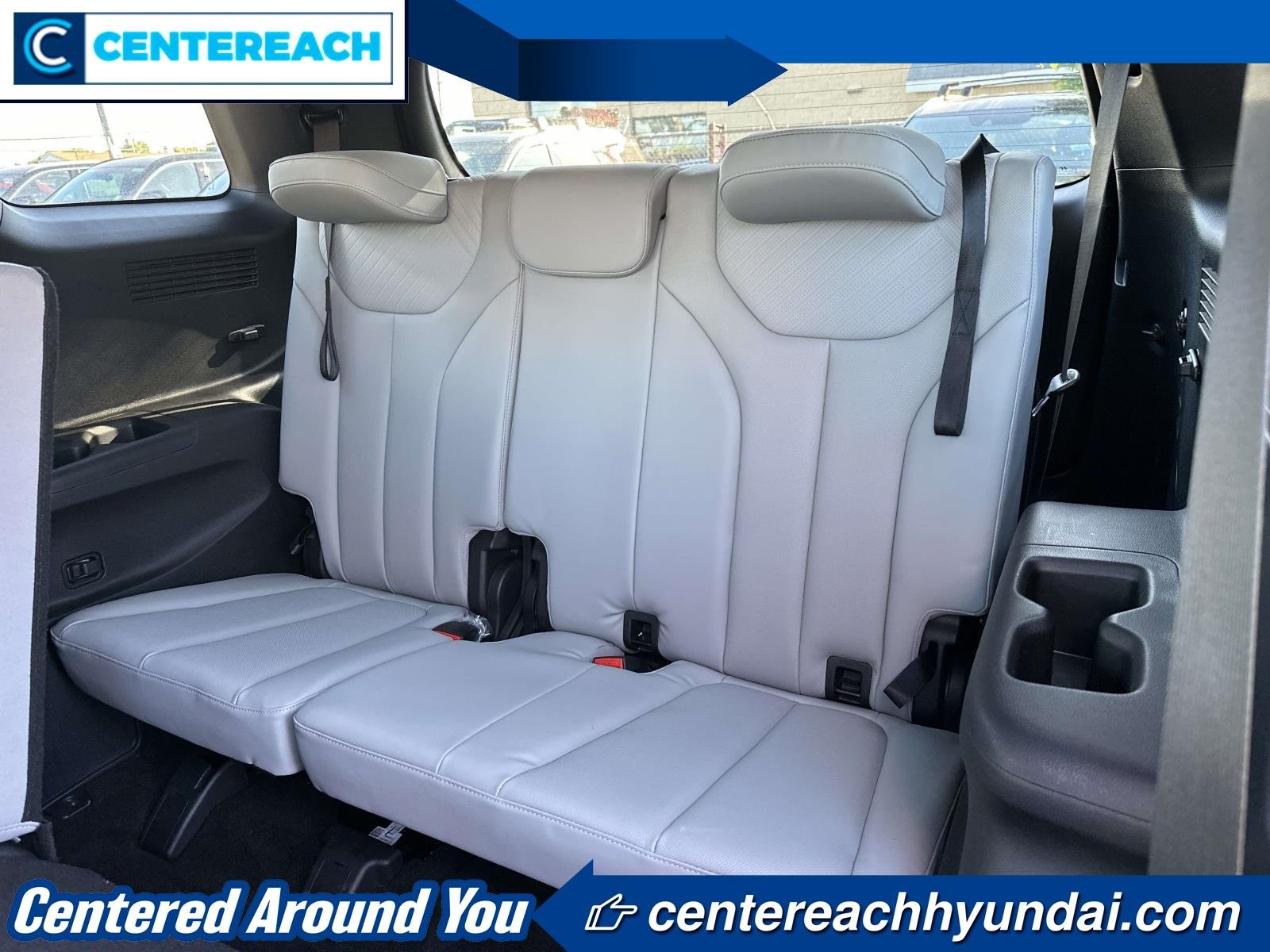 Used 2023 Silver Hyundai SEL image 11