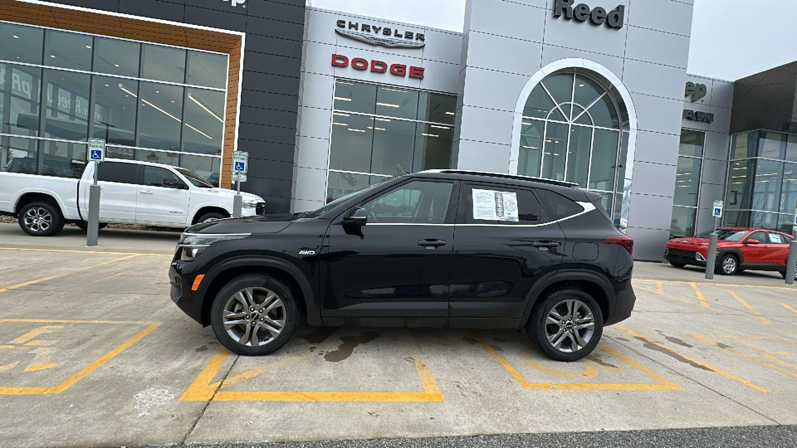 Used 2022 Kia Seltos S with VIN KNDEUCAA4N7265392 for sale in Saint Joseph, MO