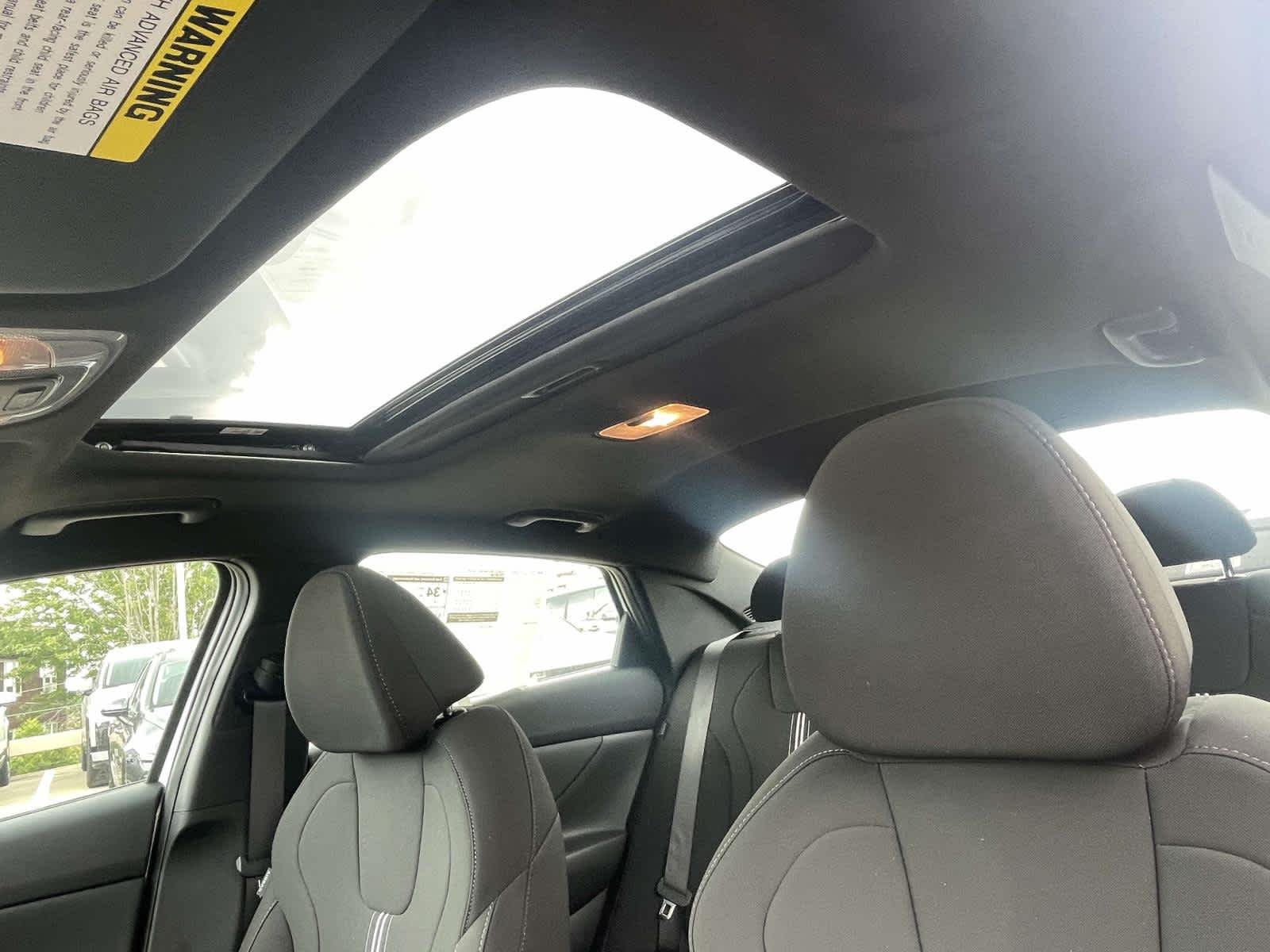 New 2026 Serenity White Hyundai SEL Sport Premium image 5