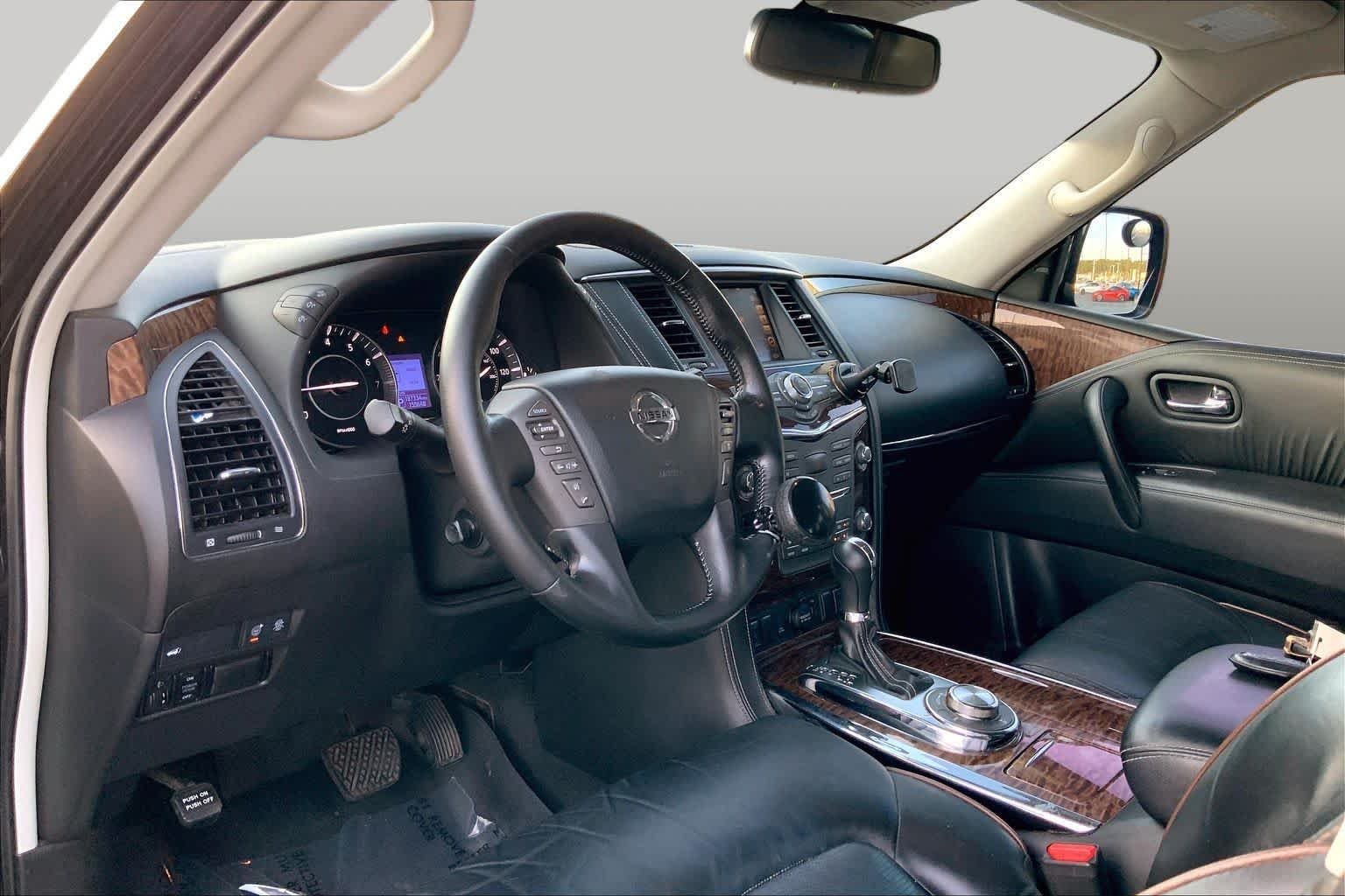 Used 2019 Super Black Nissan SL image 16