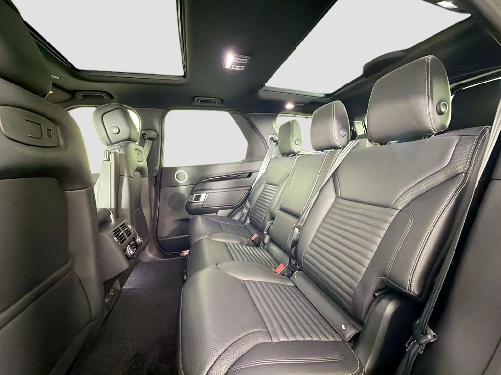 New 2026 Fuji White Land Rover S image 26