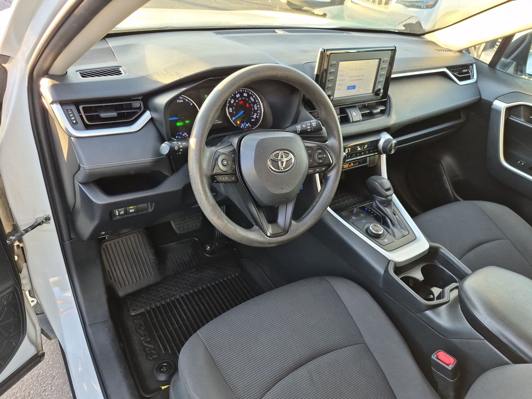 Used 2019 Super White Toyota Hybrid LE image 14
