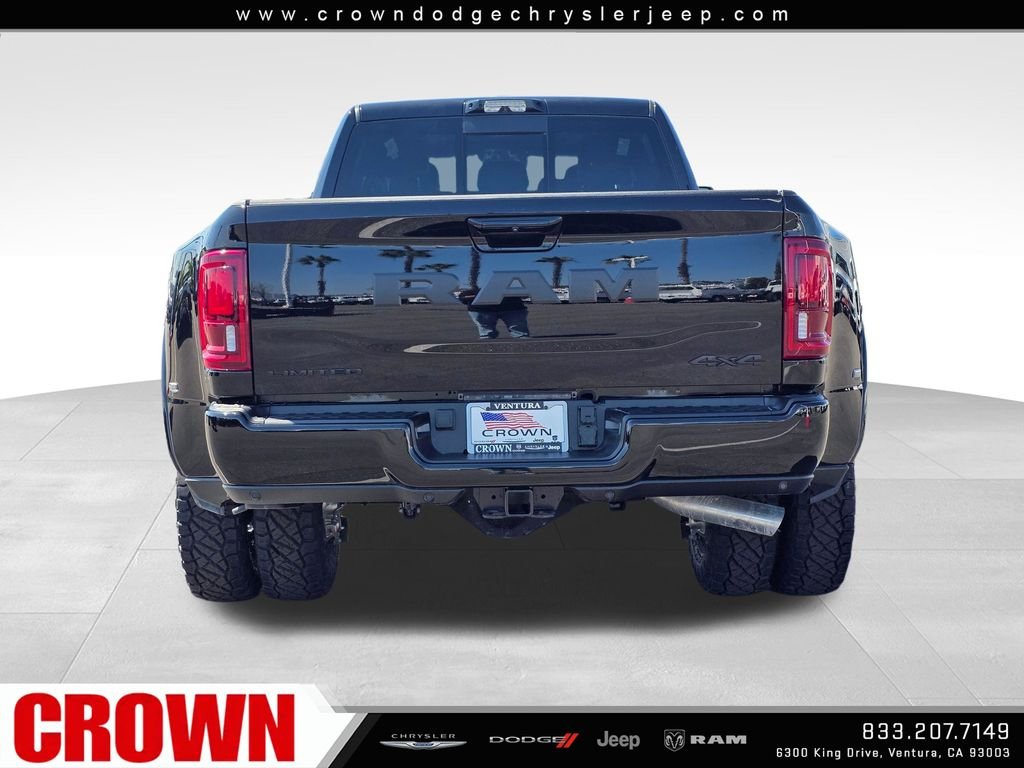 New 2026 Diamond Black Crystal Pearl-Coat Exterior Paint RAM Limited image 6