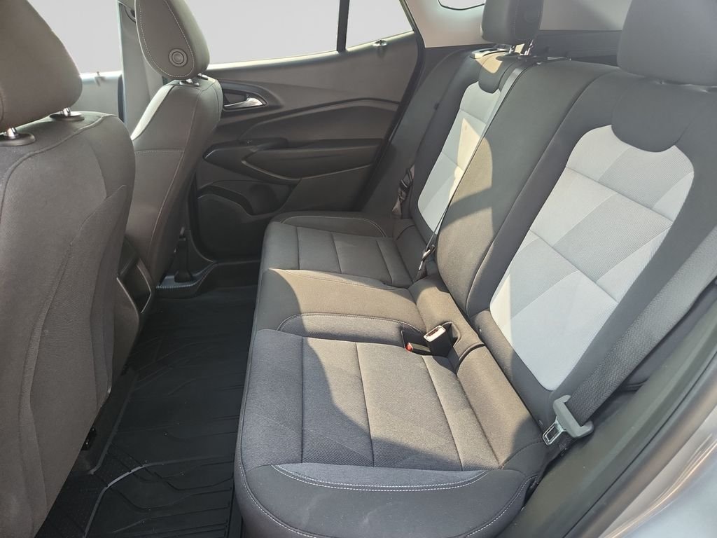 Used 2025 Gray Chevrolet LS image 16