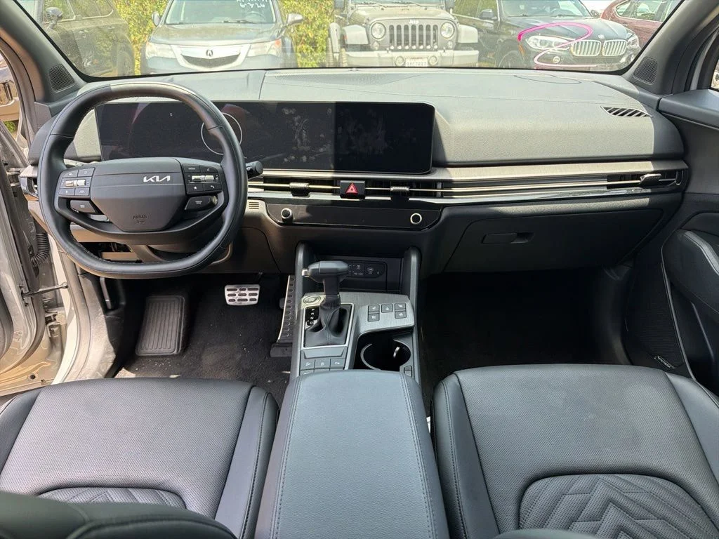 Certified Used 2026 Gray Kia X-Pro Prestige image 10