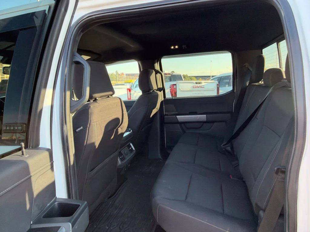 Used 2025 White Ford XLT image 6