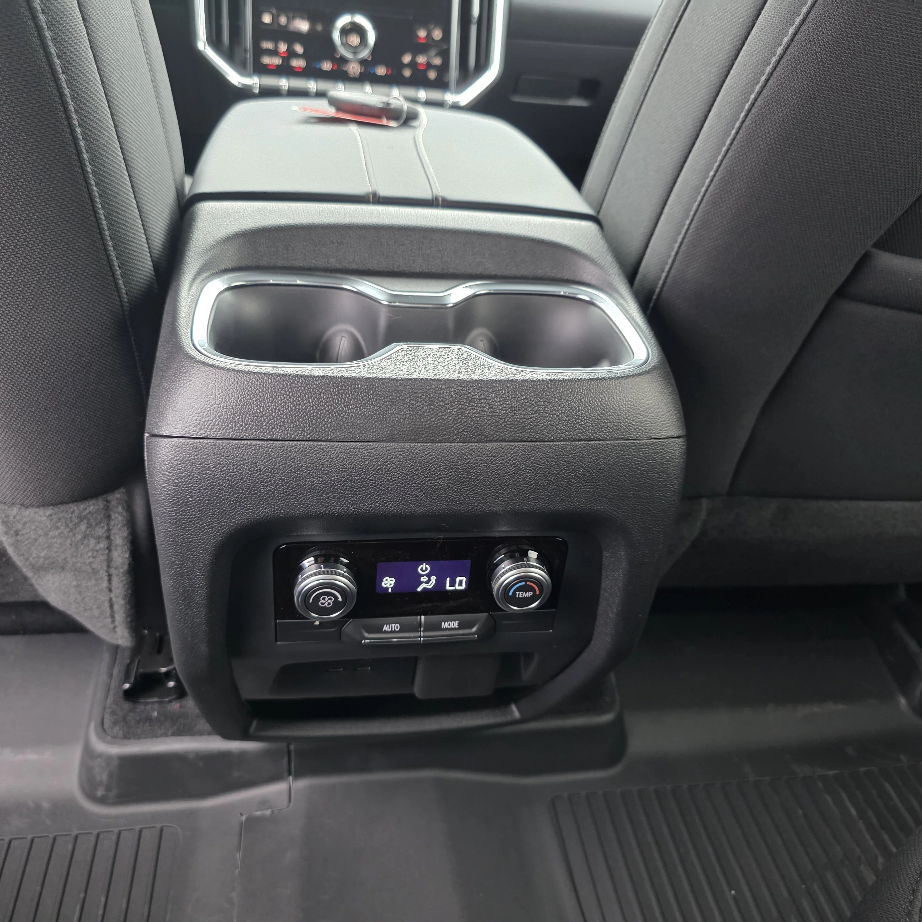 2026 GMC Acadia Elevation - Photo 16