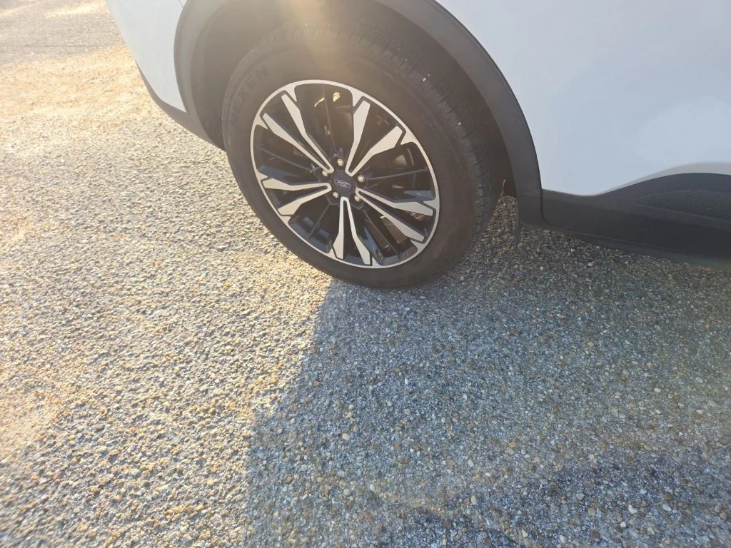 Used 2021 White Ford SE image 23