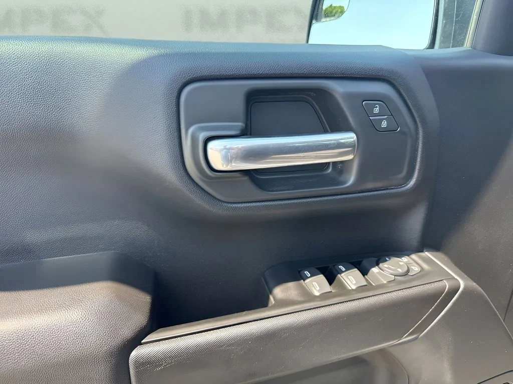 Used 2024 Gray Chevrolet Custom image 24