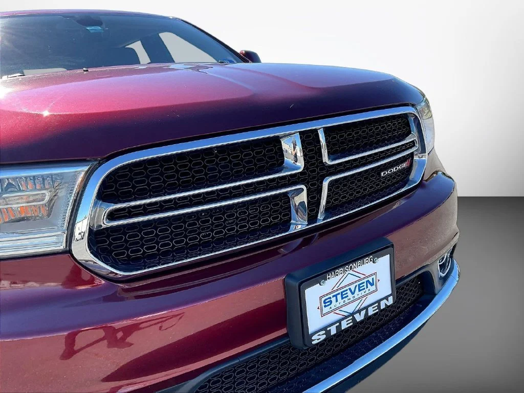 Used 2019 Redline 2 Coat Pearl Dodge SXT image 33