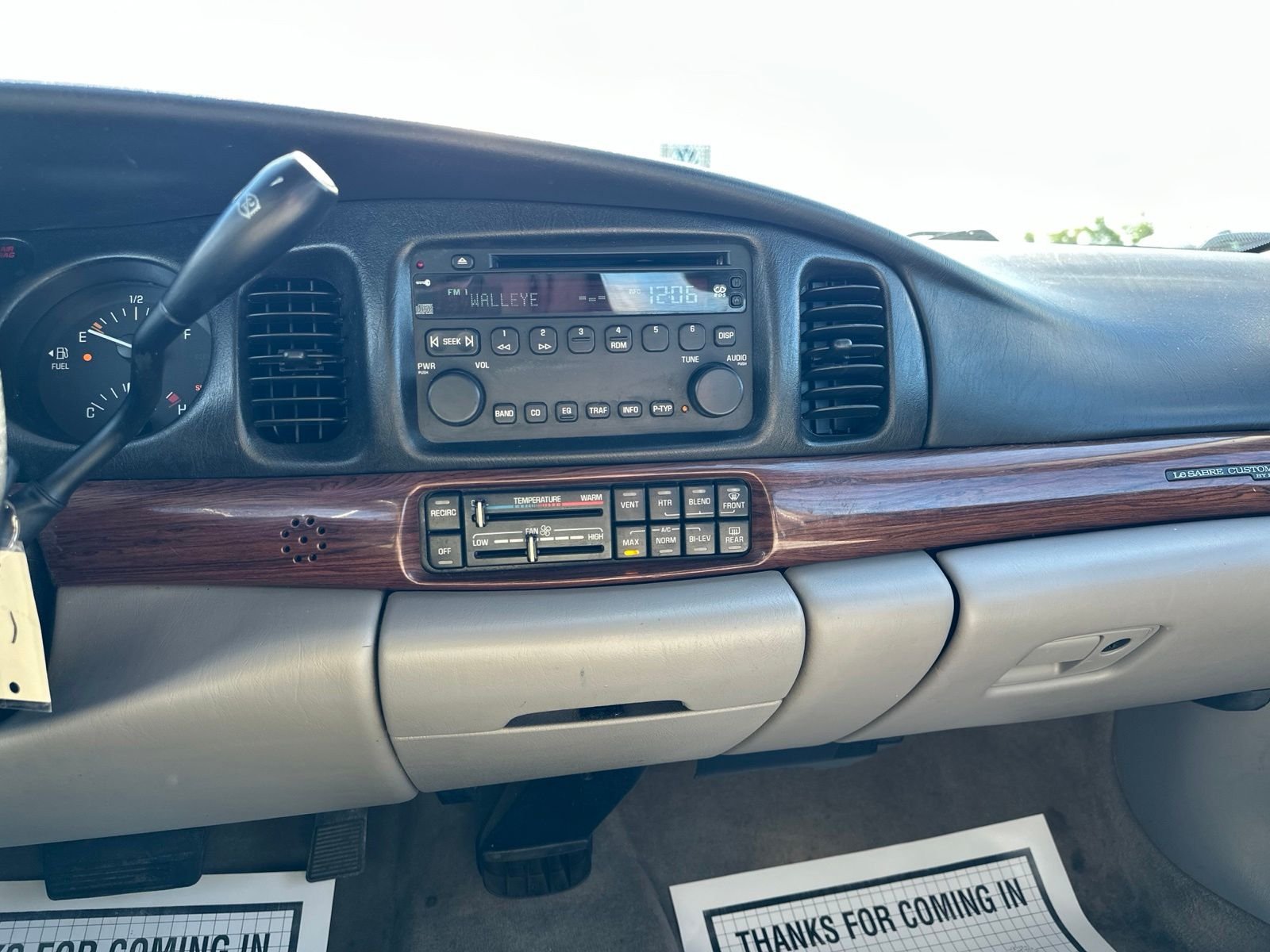 Used 2005 White Buick Custom image 50