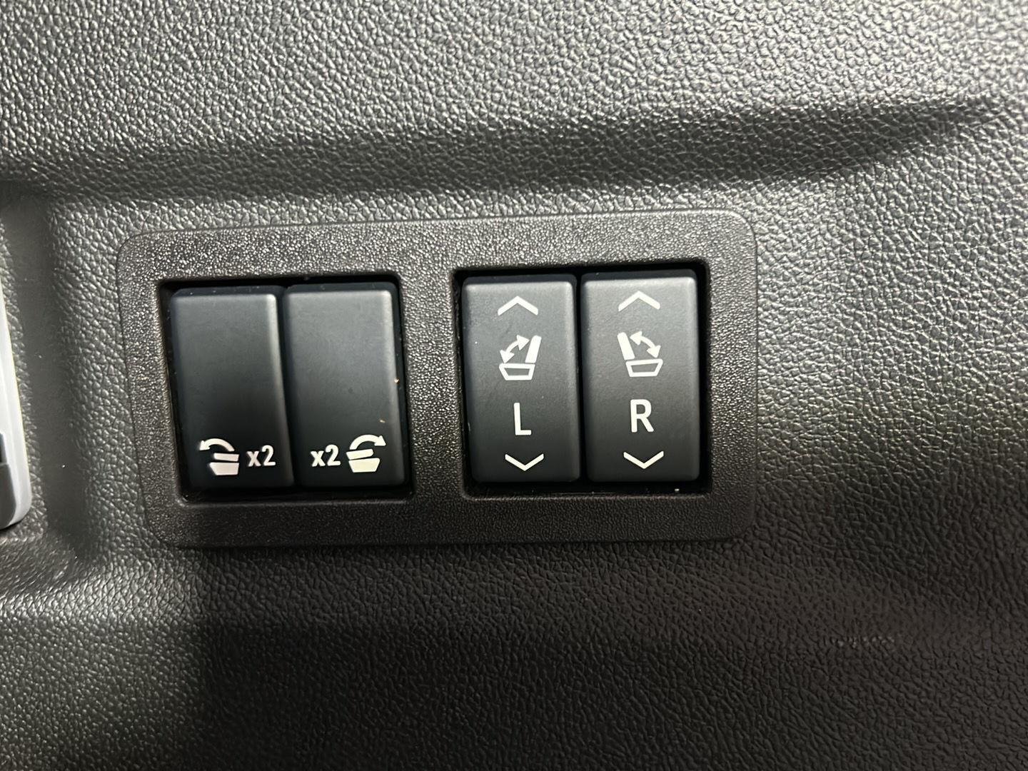 Used 2025 Black Chevrolet LT image 10