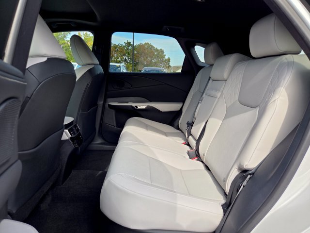 Certified Used 2026 White Lexus 350 Premium image 13