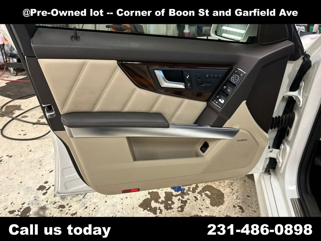 Used 2014  Mercedes-Benz GLK 350 image 14