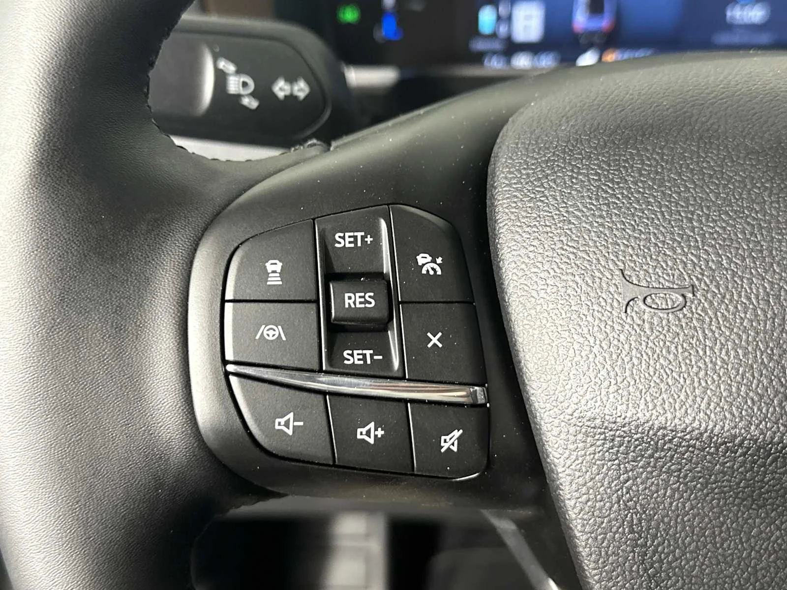 New 2026 Carbonized Gray Ford Outer Banks image 32