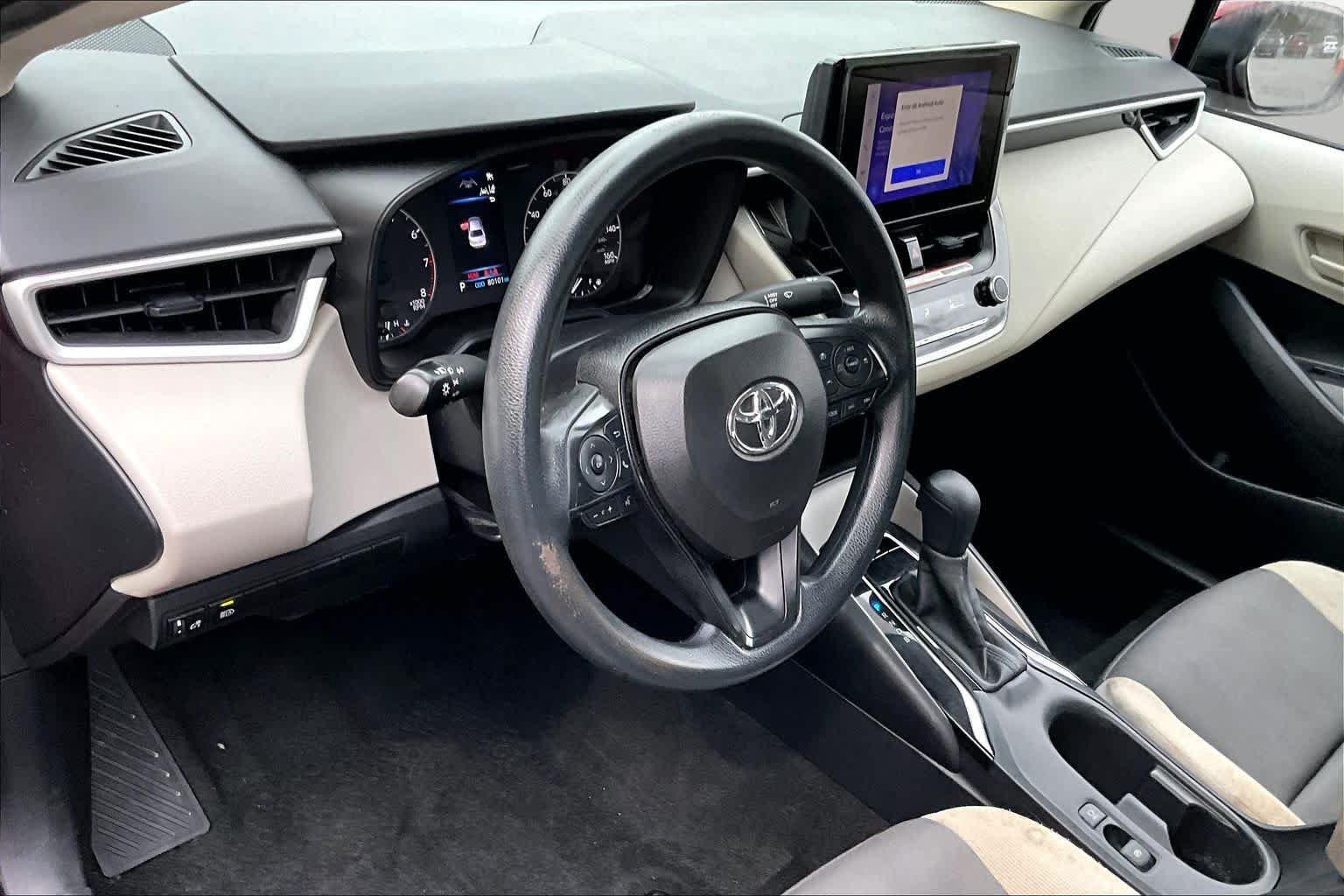 Used 2025 Ruby Flare Pearl Toyota LE image 18