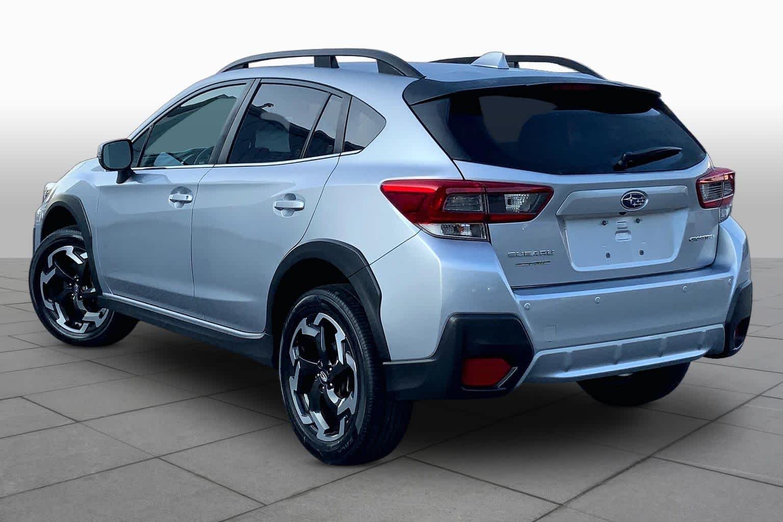 Used 2023 Ice Silver Metallic Subaru Limited image 13