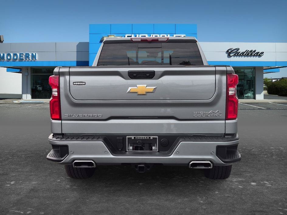Used 2025 Sterling Gray Metallic Chevrolet High Country image 4