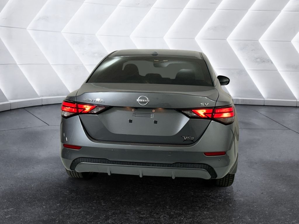 Used 2024 Gray Nissan SV image 5