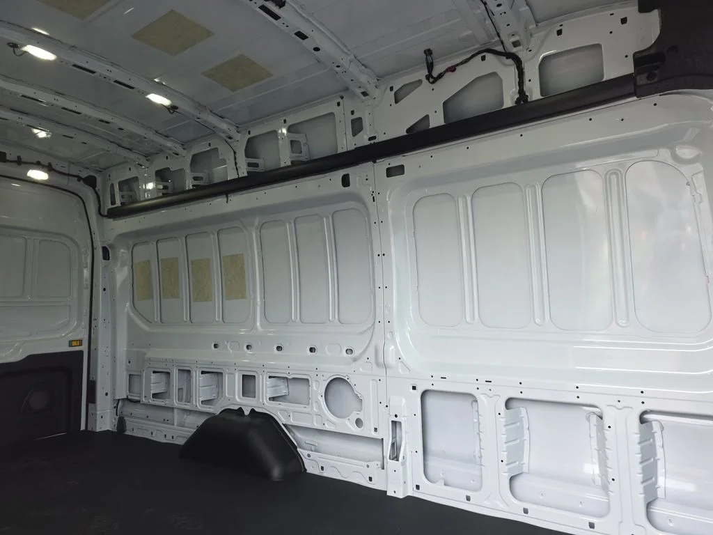 New 2026 OXFORD WHITE Ford Base image 11