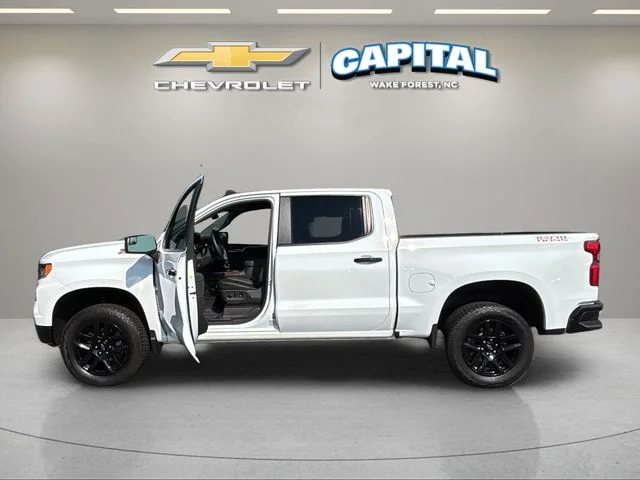 Used 2025 White Chevrolet LT Trail Boss image 13