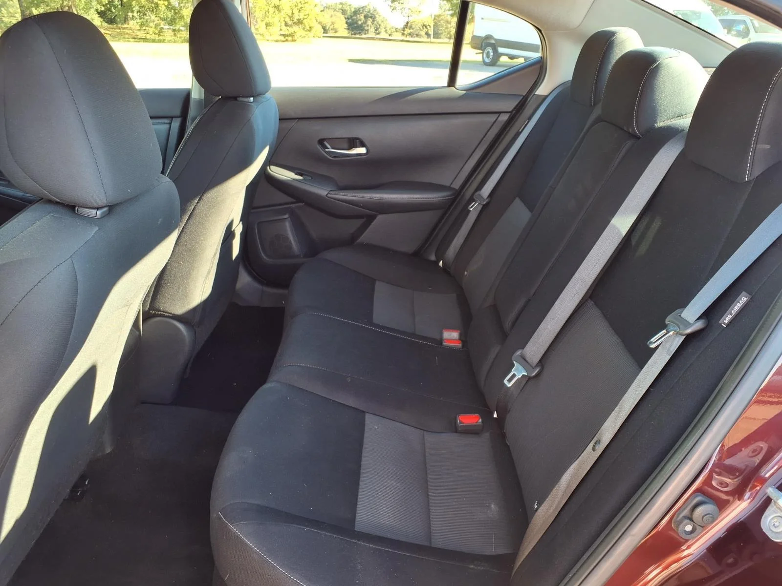 Used 2022 Rosewood Metallic Nissan SV image 22