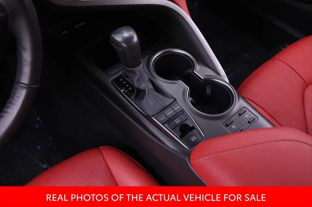 Certified Used 2024 MID BLK/WIND CHILL Toyota  image 12