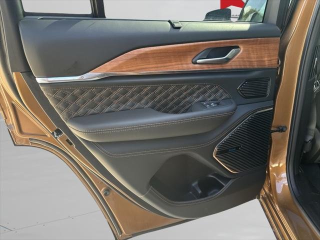 New 2026 Copper Shino Metallic Clear-Coat Exterior Paint Jeep Summit image 29