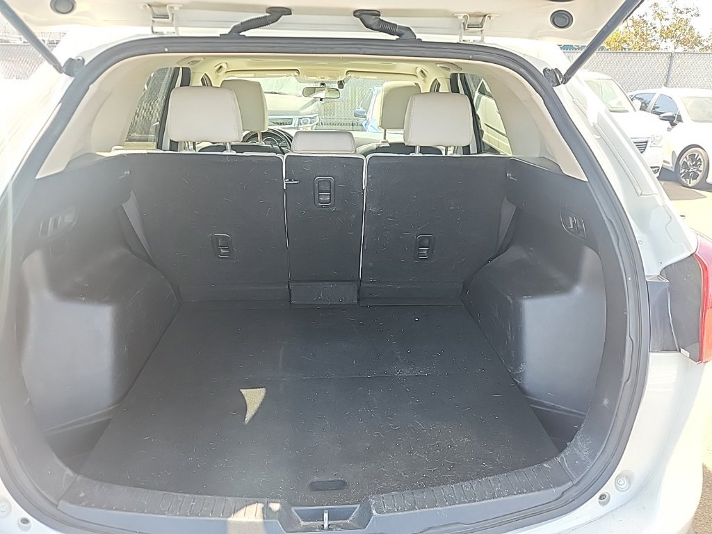 Used 2016 Crystal White Pearl Mazda Grand Touring image 16