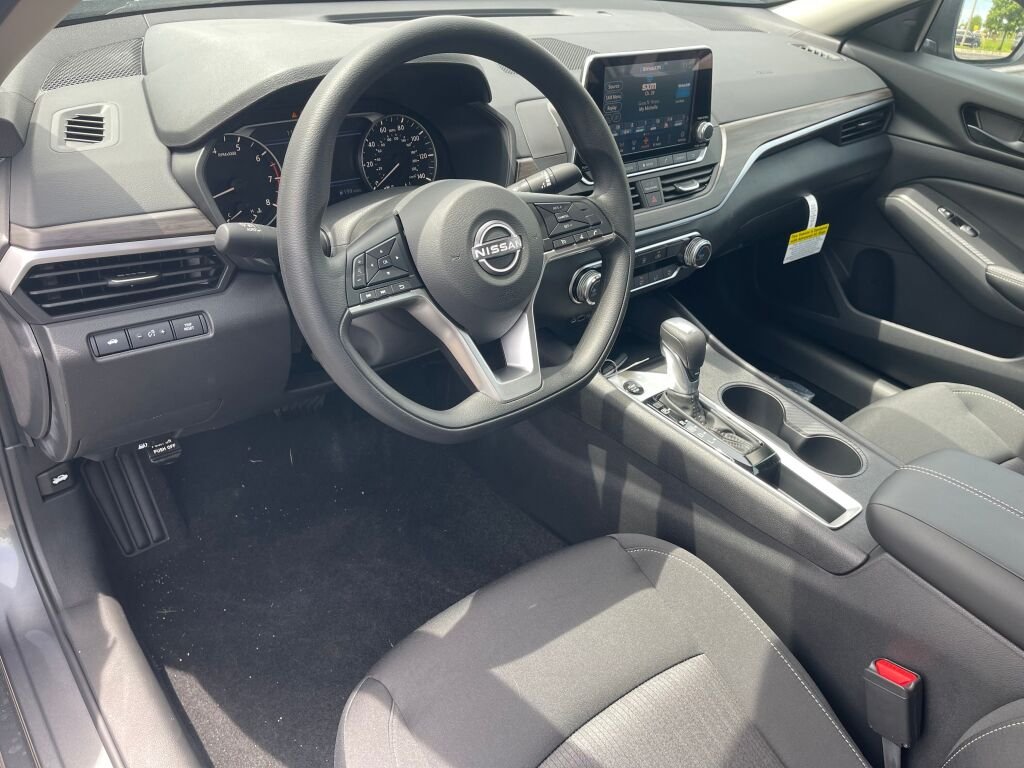 New 2026 Gun Metallic Nissan SV image 6
