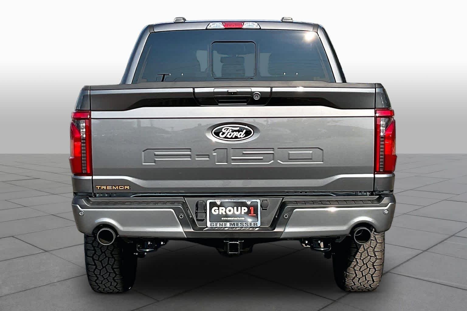 New 2026 Carbonized Gray Metallic Ford Tremor® image 4