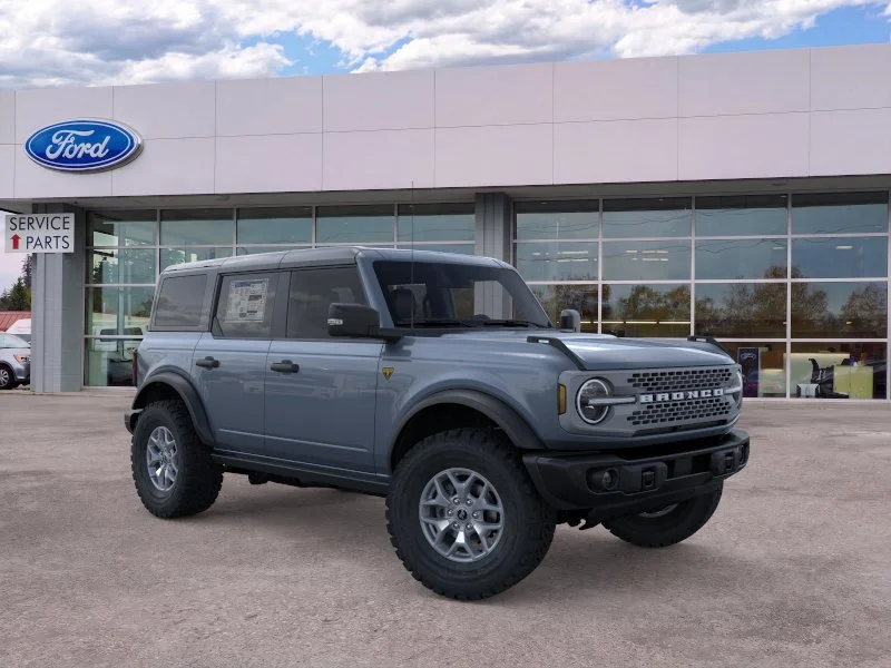 New 2025 Azure Gray Metallic Tri-Coat Ford Badlands® image 39