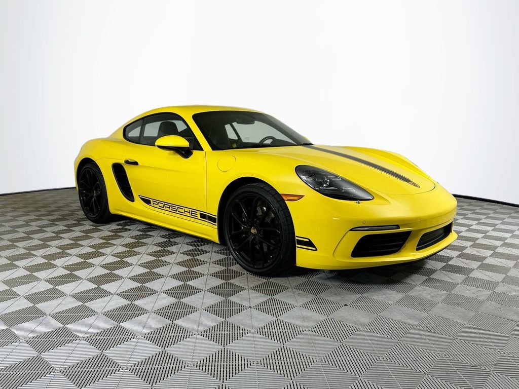 2025 Porsche 718 Cayman Style Edition's photo