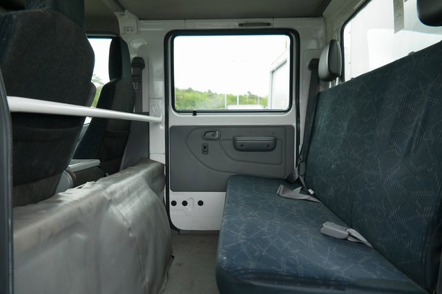 Used 2018  Hino  image 15