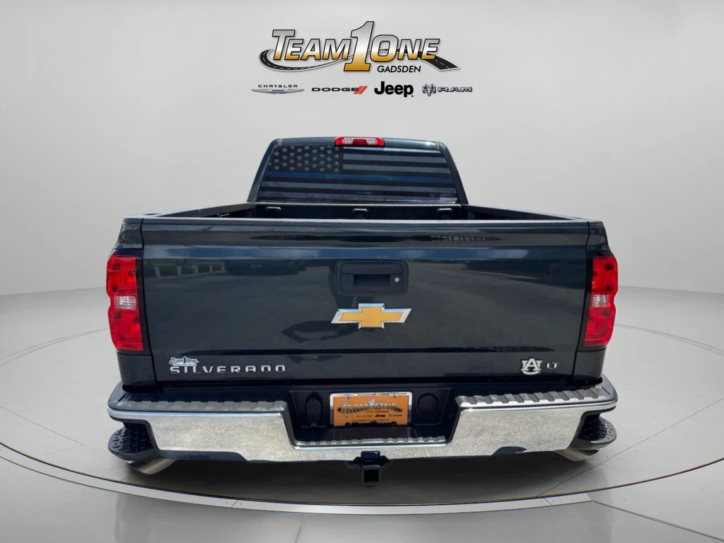 Used 2017 Graphite Metallic Chevrolet LT image 8