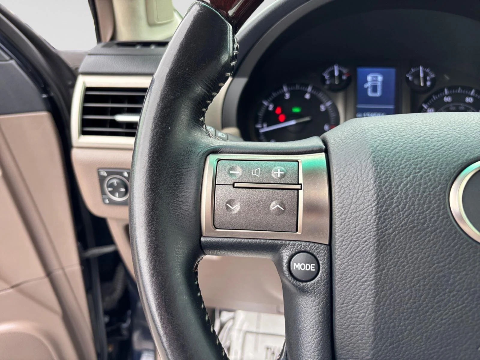 Used 2017 Nightfall Mica Lexus GX 460 image 26