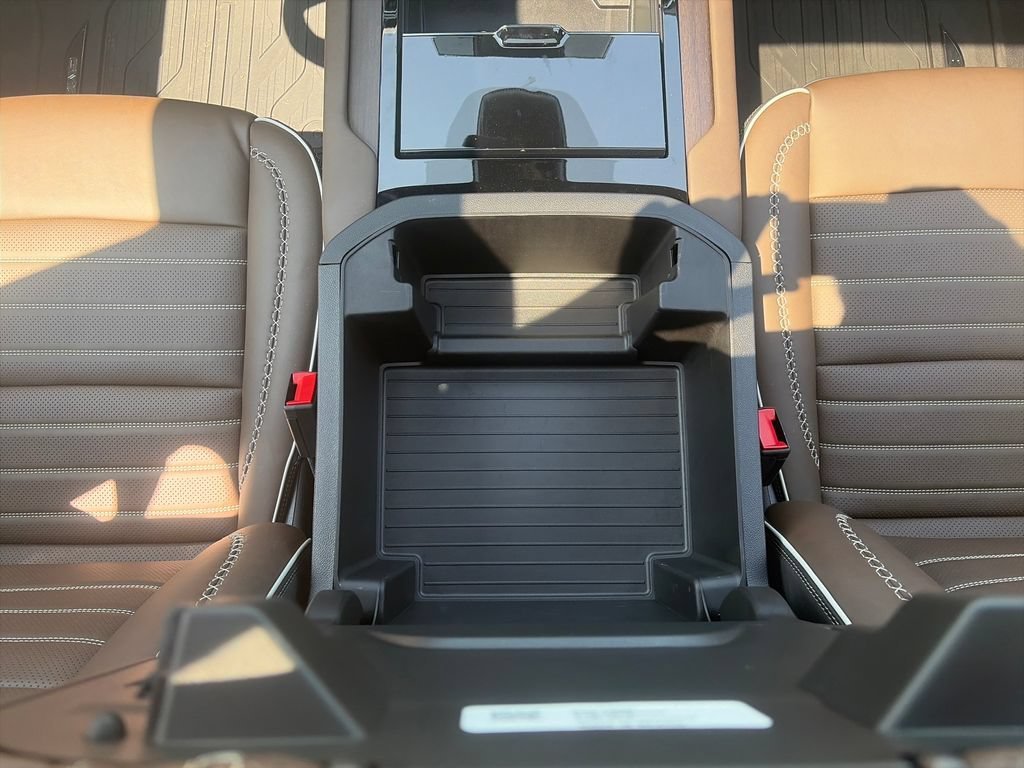 2026 GMC Yukon Denali Ultimate - Photo 50
