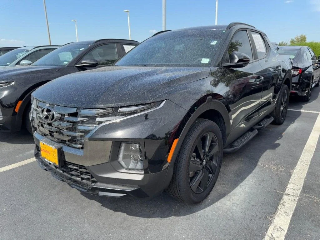 Used 2024 Black Hyundai NIGHT image 5