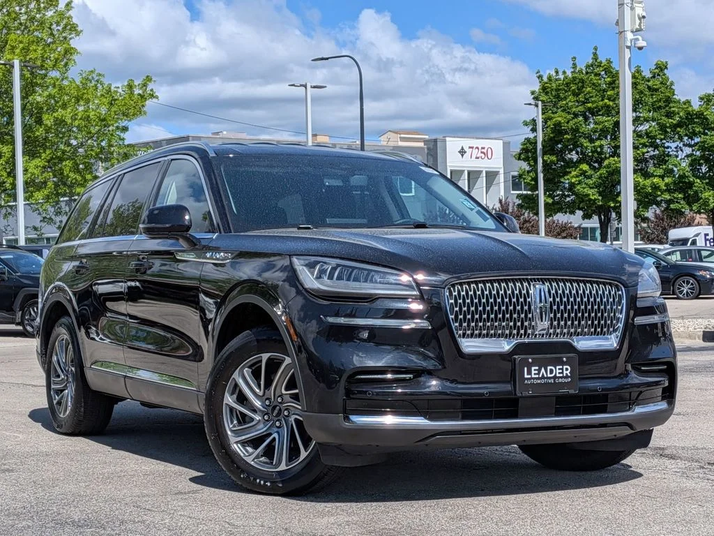 Used 2024 Black Lincoln Livery image 1