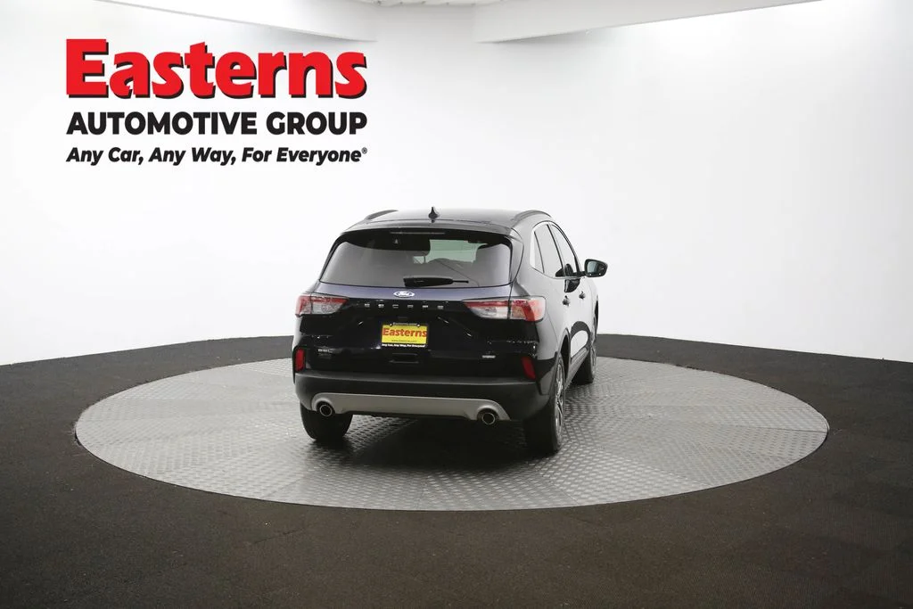 Used 2021 Blue Ford SEL image 38