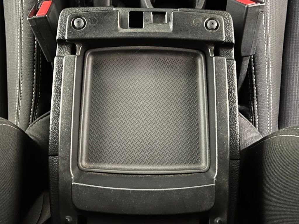Used 2015 Silver Jeep Unlimited Rubicon image 24