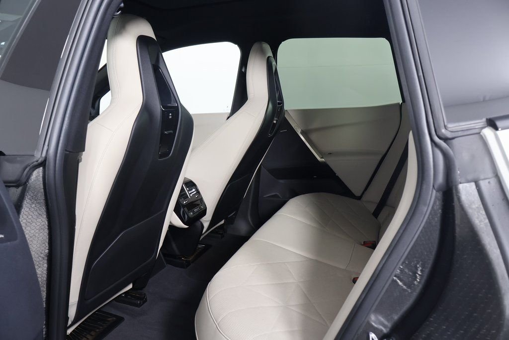 Certified Used 2024 Alpine White BMW xDrive50 image 11