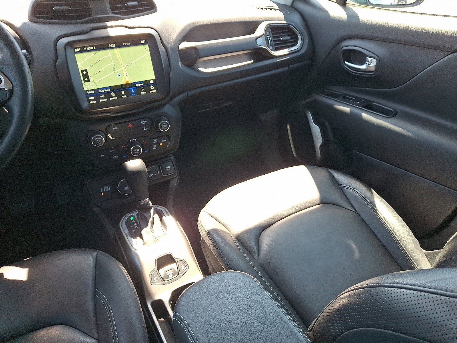2022 Jeep Renegade Limited - Photo 12