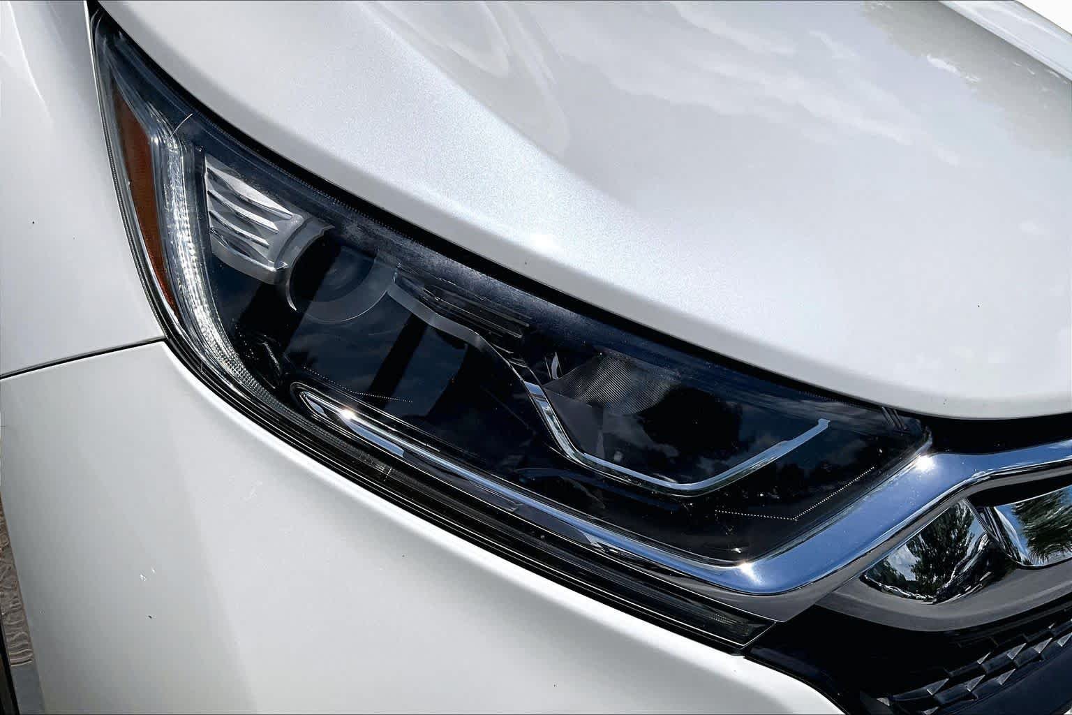 Used 2018 Lunar Silver Metallic Honda EX-L image 28