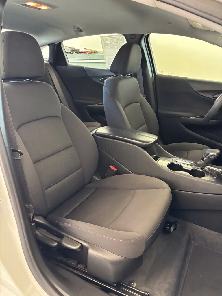 2023 Chevrolet Malibu 1LT - Photo 19