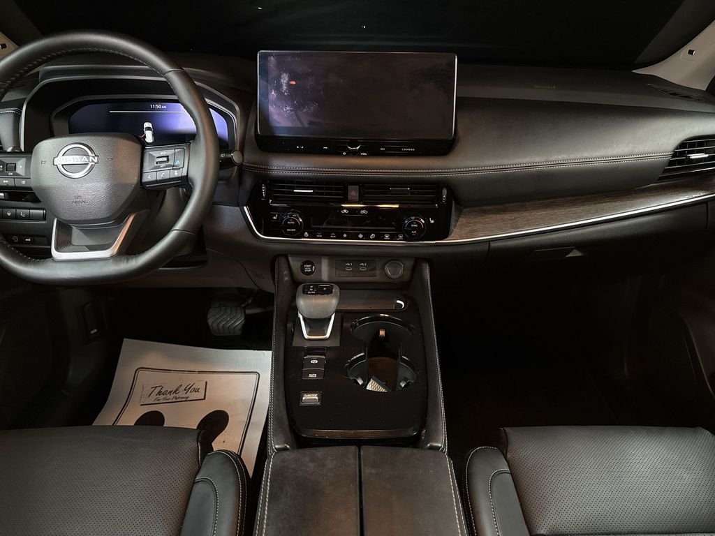 Certified Used 2025 Gun Metallic Nissan Platinum image 26