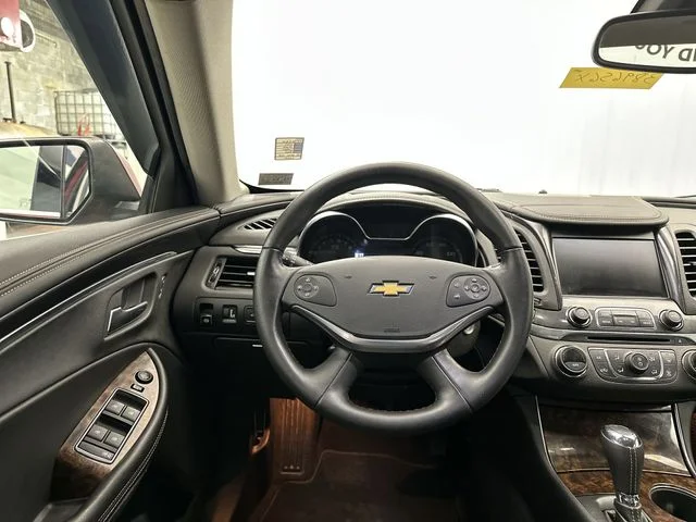 Used 2015 Red Chevrolet LT image 14